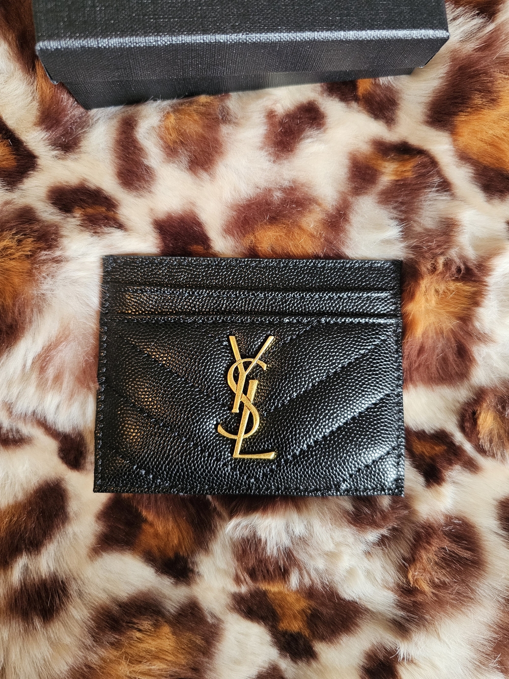 Saint Laurent Black Quilted Cardholder with Gold YSL Logo - Picture 3 of 4